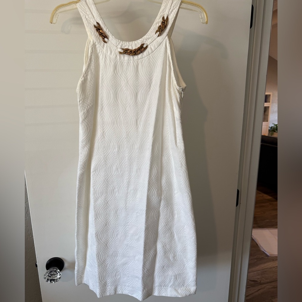 White Sleeveless Dress